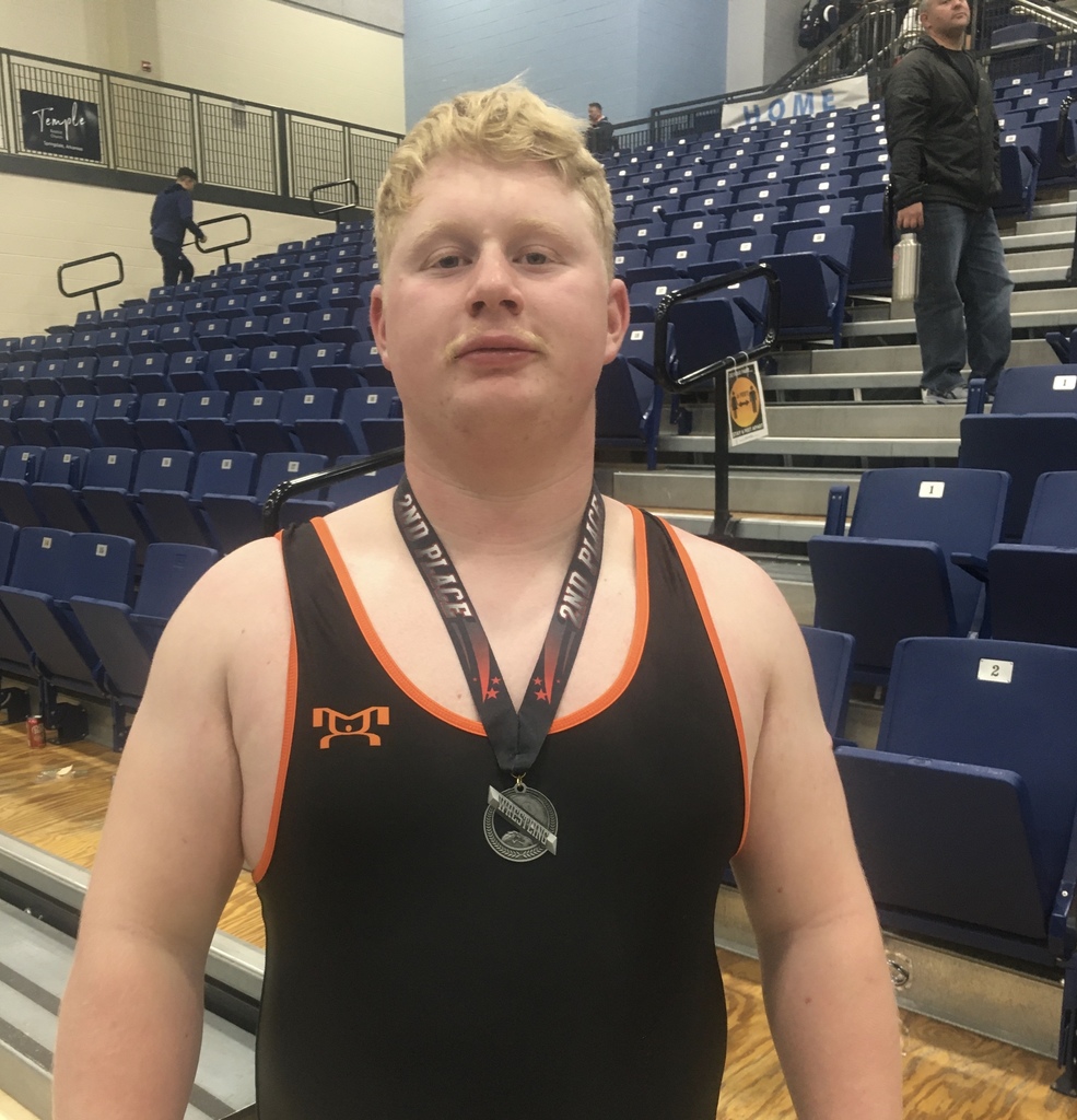 Sam Mayo wrestling