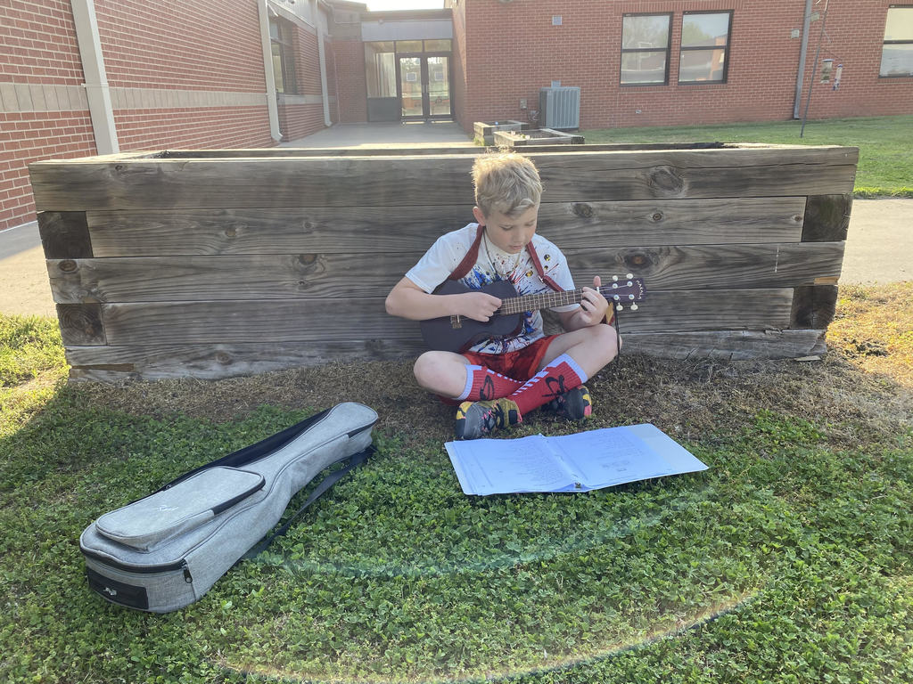 ukulele practice